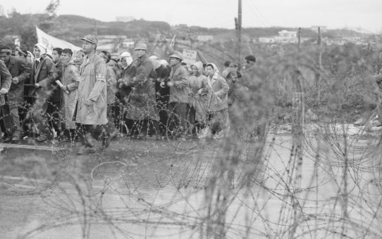 全軍労スト第2波