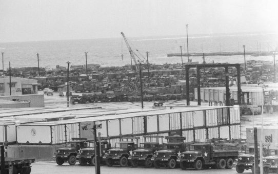 全軍労スト第1波