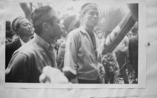 教公二法阻止闘争