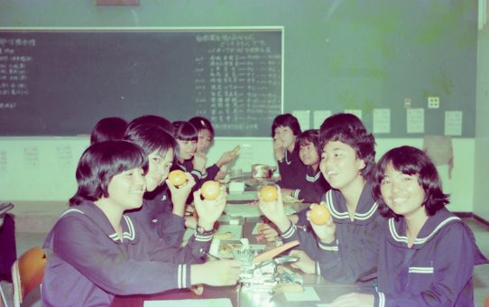 教材と自主編成