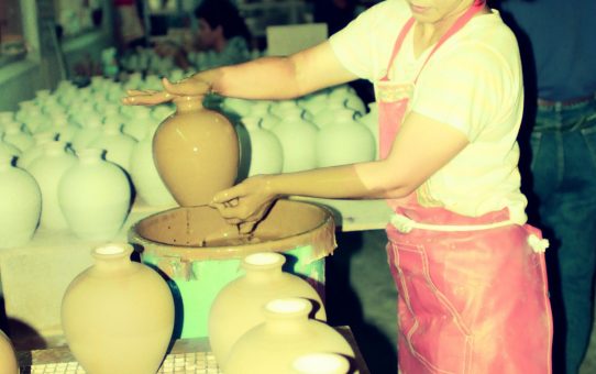 シーサー絵付け体験