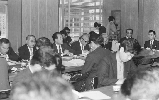 幹事与党議員懇談会