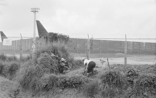 B52撤去要求デモ