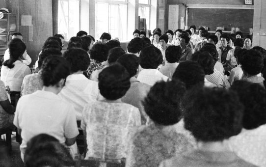 沖縄教職員会婦人部　第7回母親と女教師の中央大会分科会