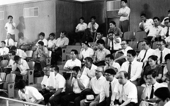 毒ガス移送要請（立法院議会）