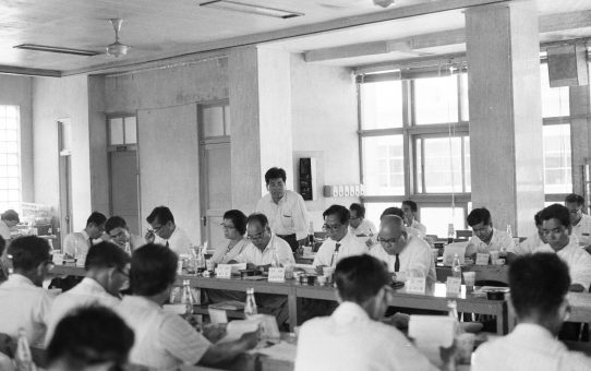 沖縄教職員会　第4回中央委員会