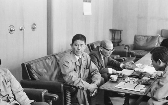 屋良主席との懇談