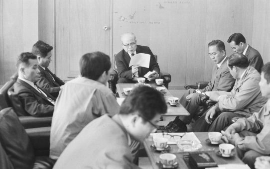 屋良主席との懇談