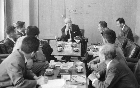 屋良主席との懇談