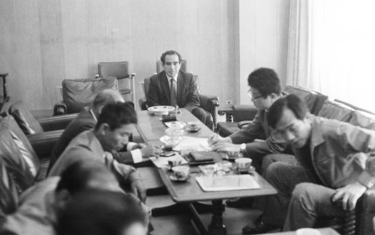 屋良主席との懇談