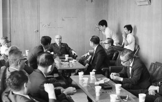 立法院　予算委員会　代表質問