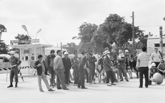 全軍労第二波48時間スト