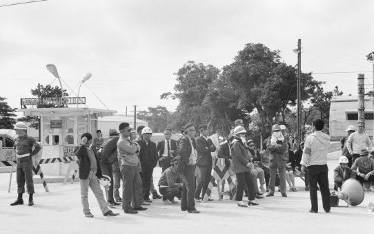 全軍労第二波48時間スト