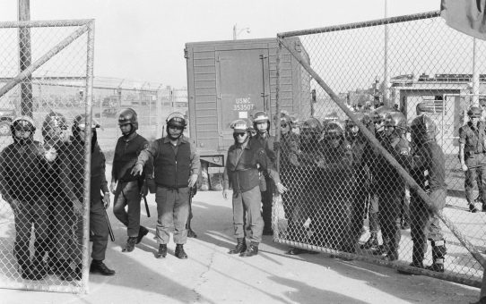 全軍労48時間スト