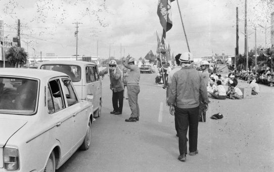 全軍労48時間スト