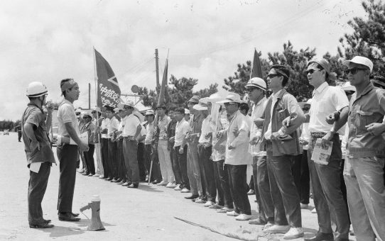 全軍労48時間スト