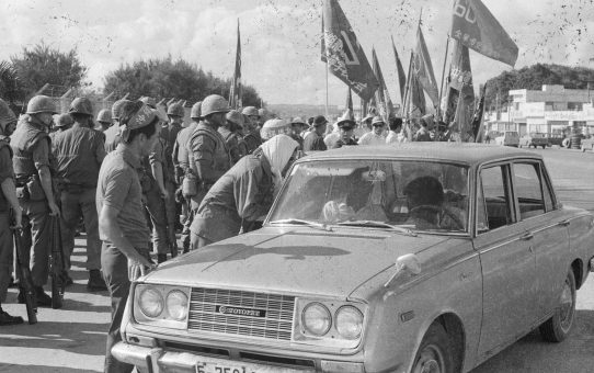 全軍労48時間スト