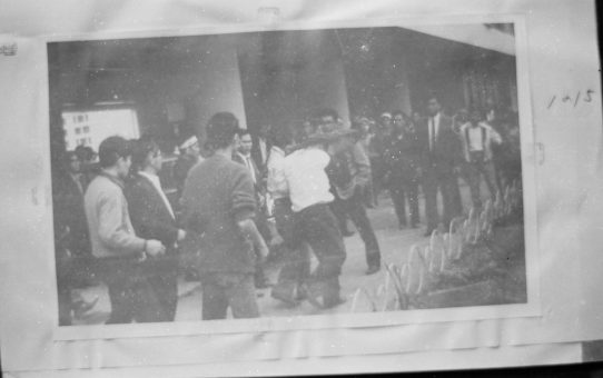 教公二法阻止闘争